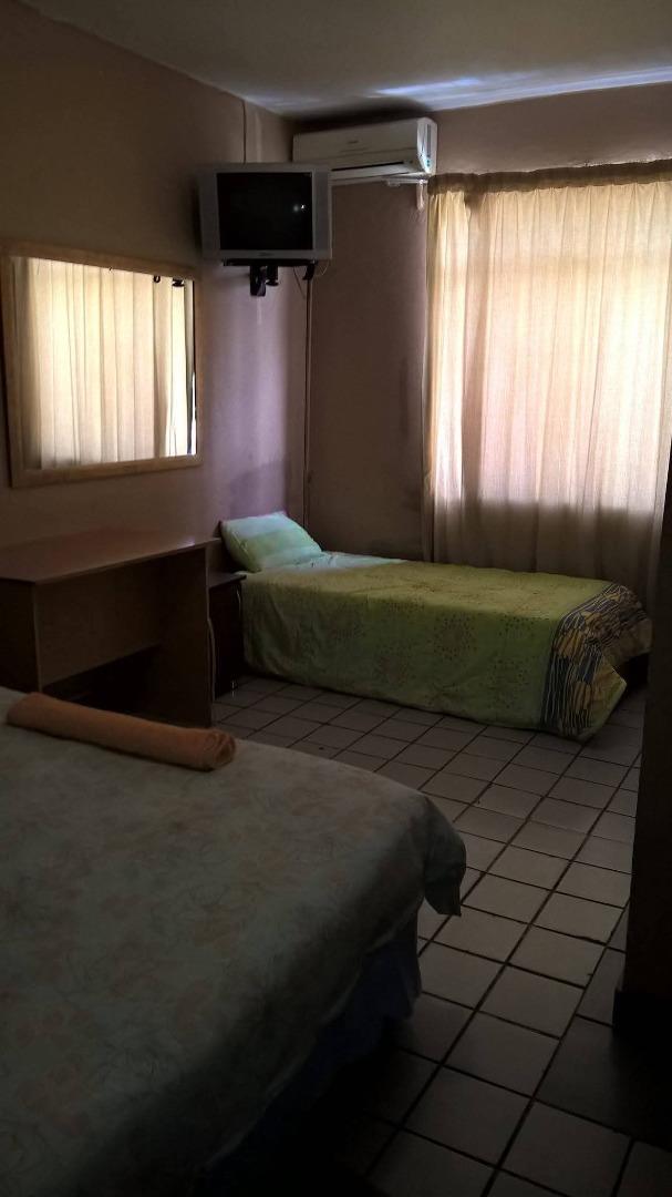 753340_room2.jpg
