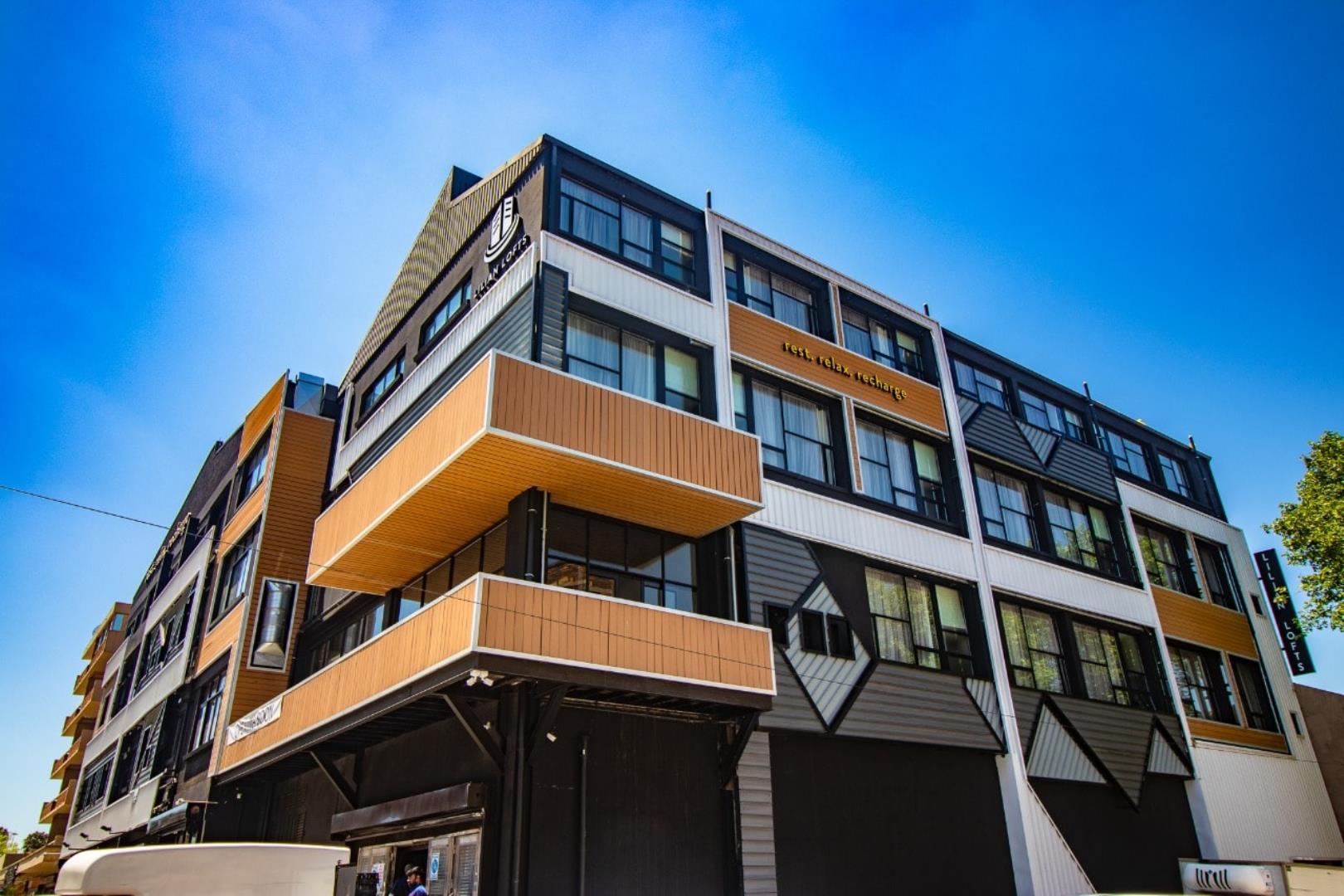 Property & 4 Stars Hotel,Spa & Restaurant With Great Returns - Gauteng
