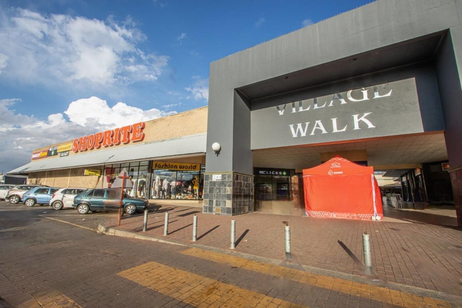 Prime Retail Shopping Centre With Anchor Tenants - KwaZulu Natal