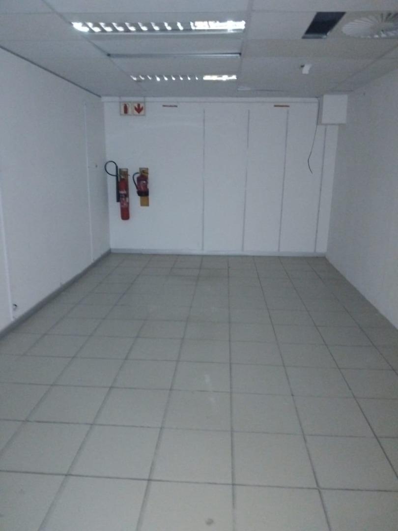 754695_1000412556.jpg