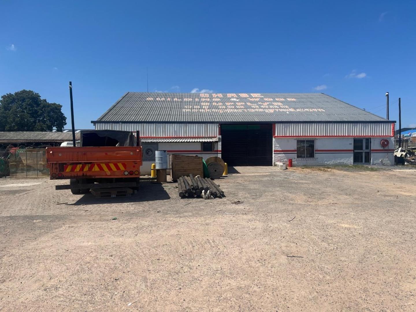 9923m² Prime Industrial Property - Western Cape