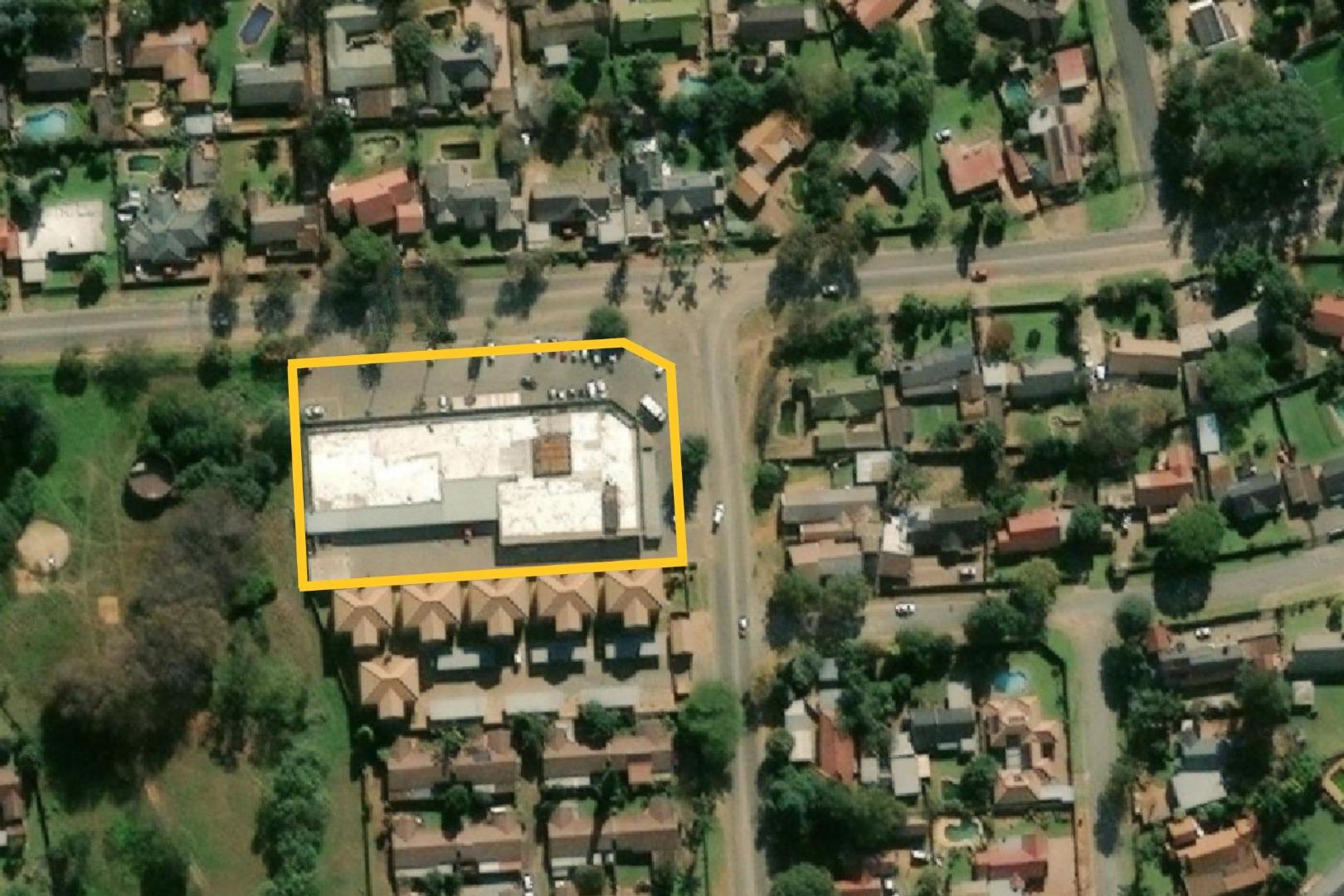 Strip Mall In Birch Acres - Gauteng