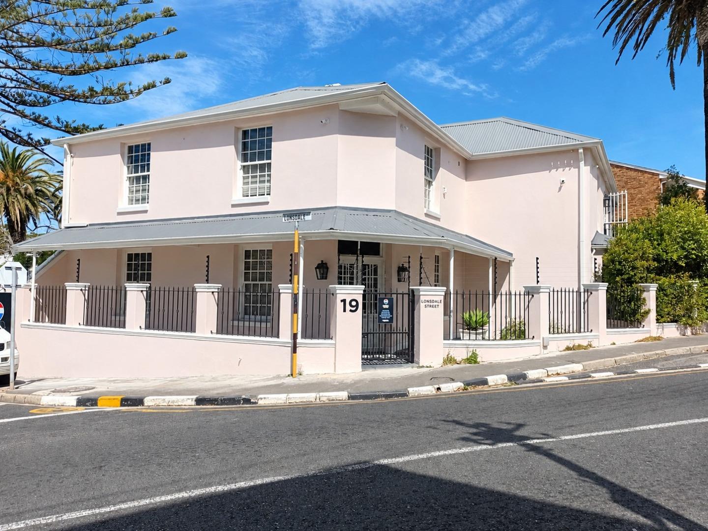 769657_19_Lonsdale_Wynberg.jpg